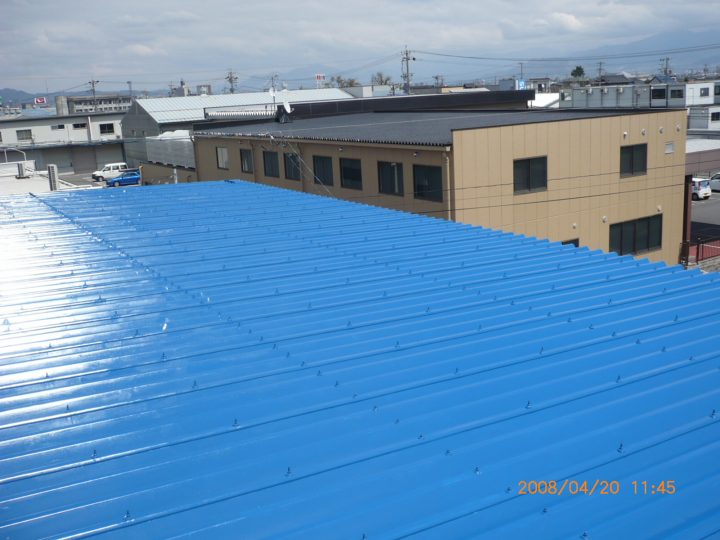 長野市トタン屋根（折板)塗装工事