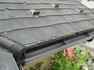 築15年でも要注意！スレート屋根(パミール)で見つかった剝離・欠損の実例紹介