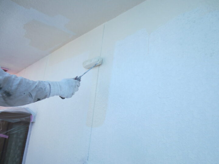 外壁上塗り1回目