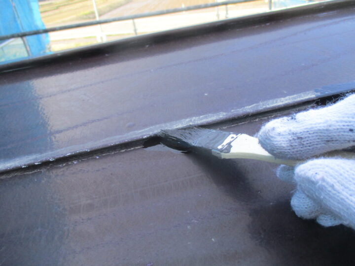 屋根下塗り(錆止め)