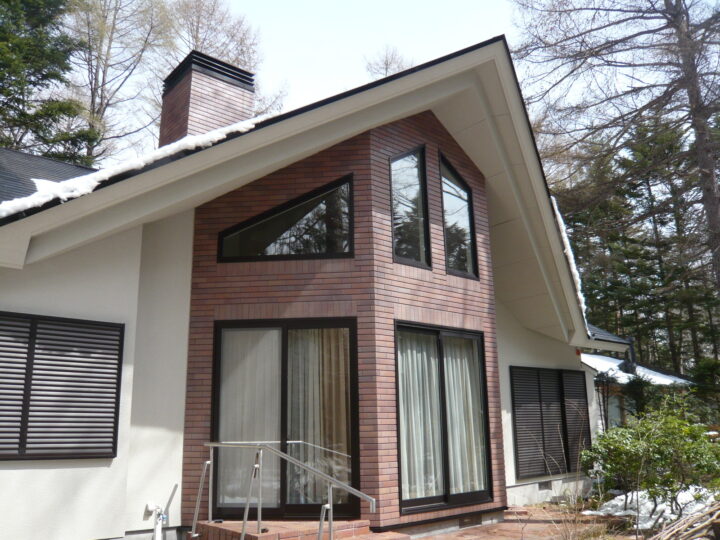 軽井沢町別荘地　H様外壁・屋根塗装工事