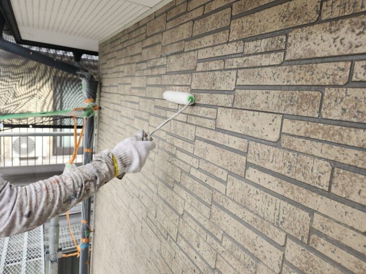 外壁下塗り
