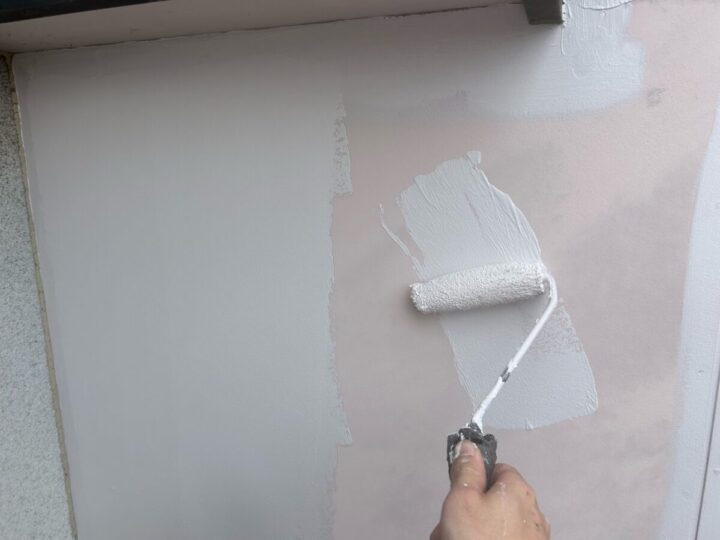 外壁一部下塗り