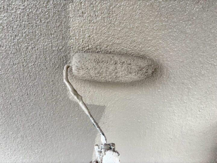 外壁上塗り(1回目)