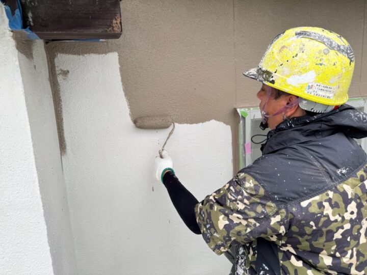 外壁上塗り(2回目)