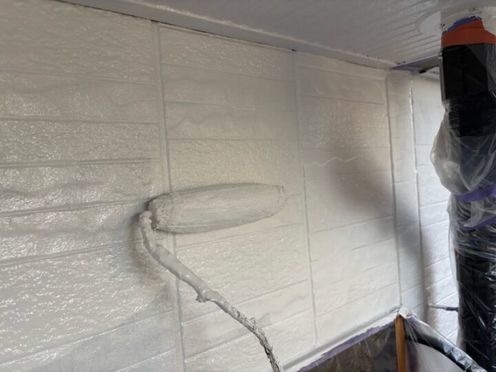 外壁上塗り(2回目)