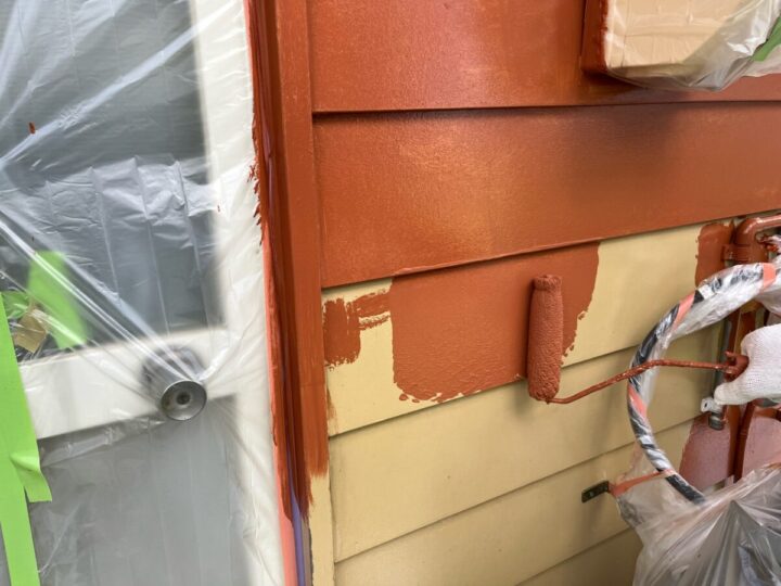 外壁上塗り(1回目)