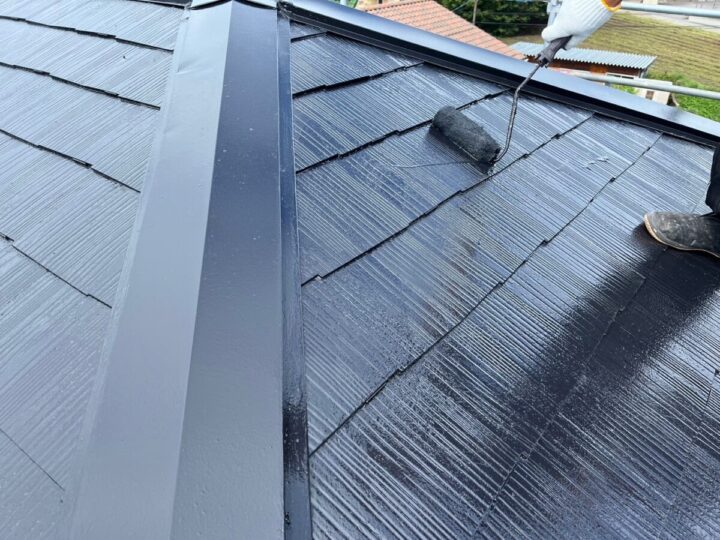 屋根上塗り(2回目)