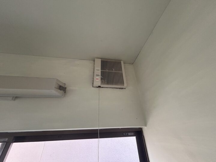 長野市F様　換気扇交換・換気扇カバー取付工事