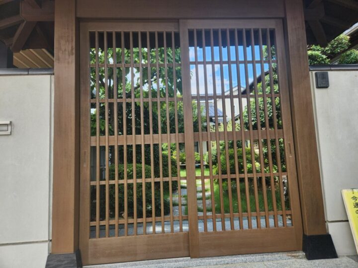 長野市O様 玄関塗装工事