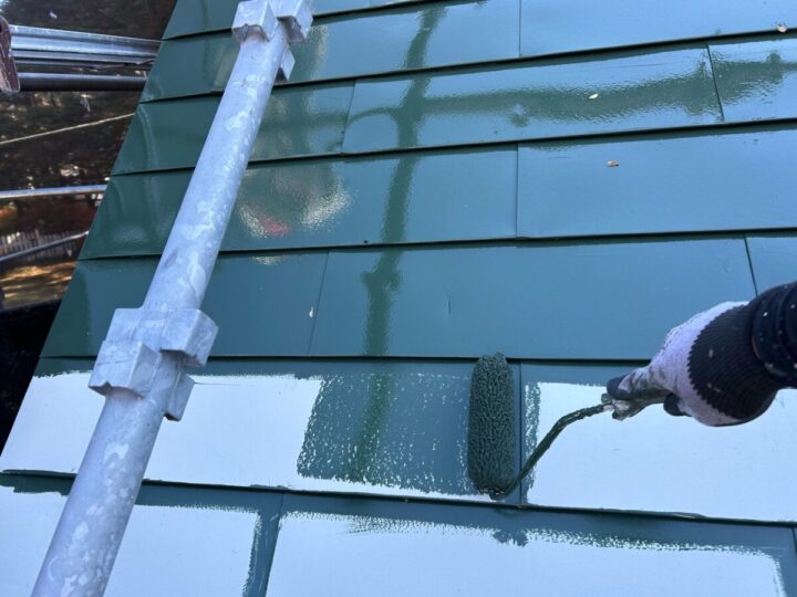 屋根上塗り(1回目)