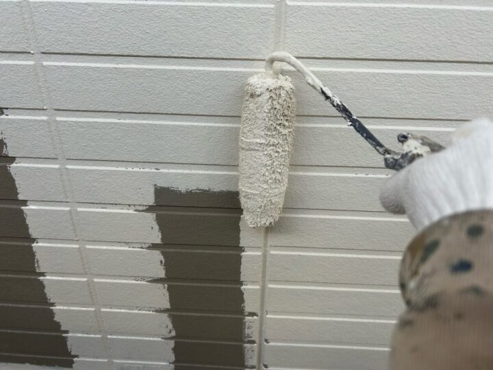 外壁上塗り(1回目)