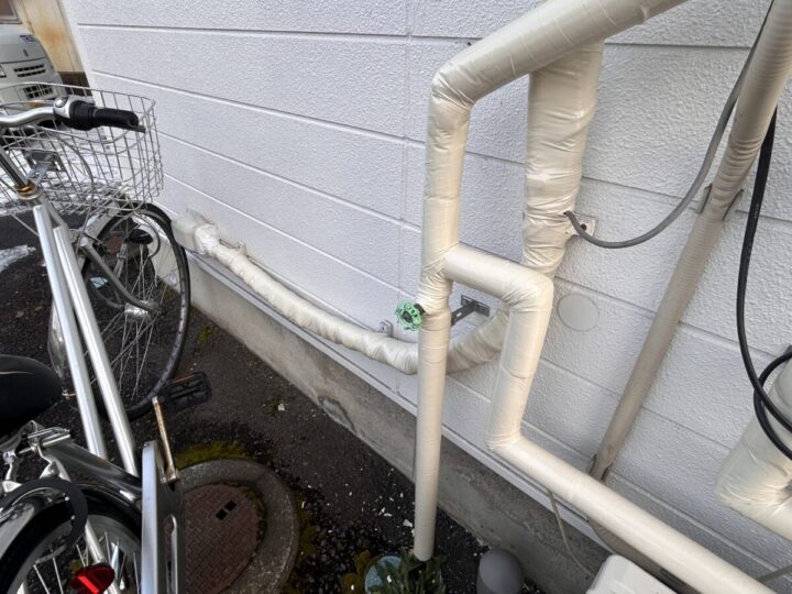 長野市Ｔ様　給湯器配管カバー交換工事