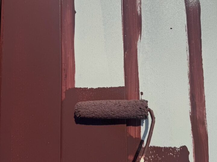 屋根上塗り(1回目)