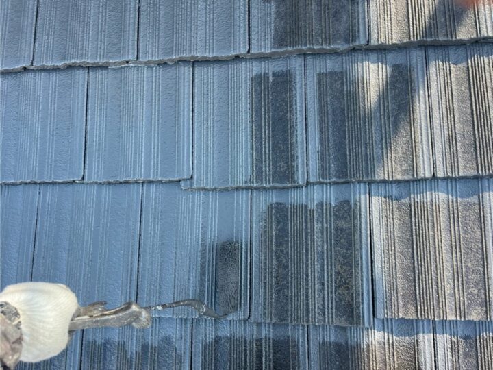 屋根上塗り(1回目)