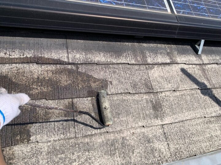 屋根下塗り(1回目)