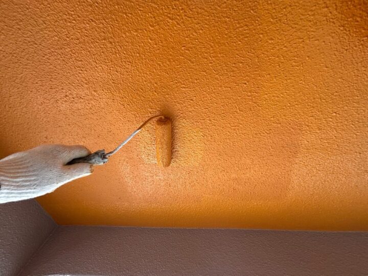 軒天井塗装(2回目)