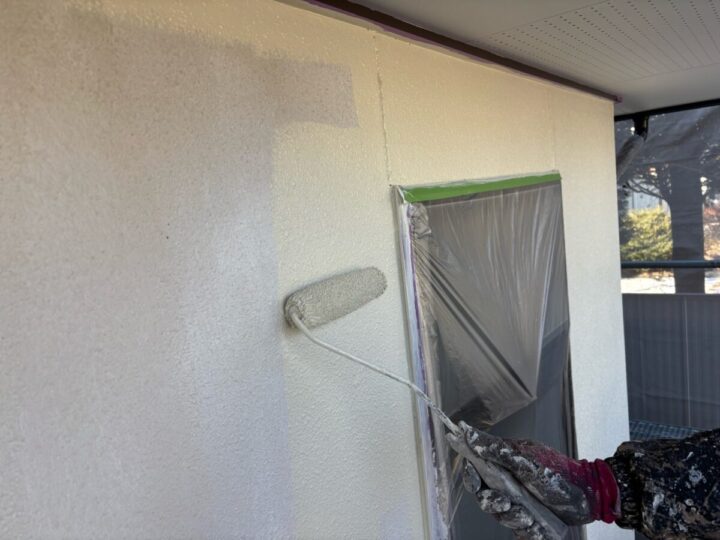 外壁上塗り(1回目)