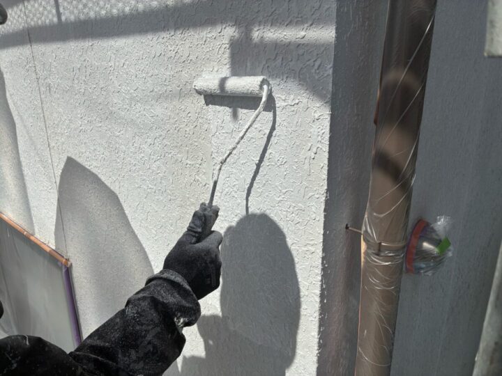 外壁上塗り(1回目)