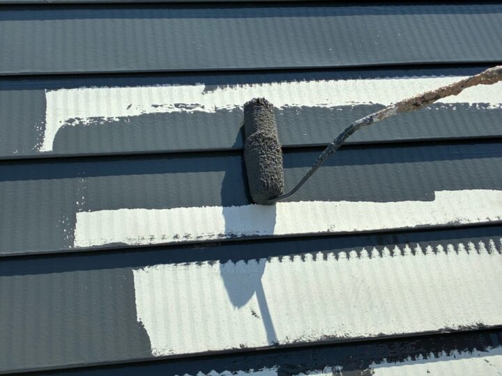 屋根上塗り(1回目)