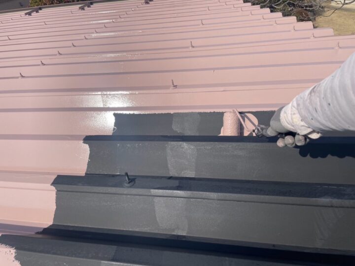 屋根上塗り(1回目)