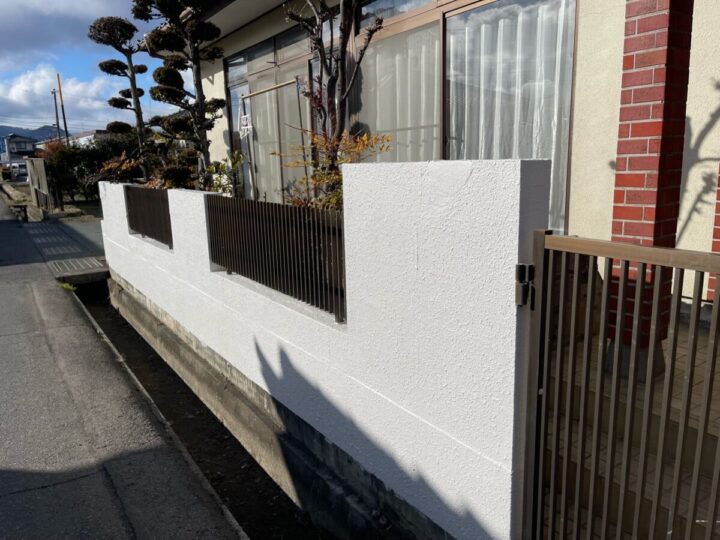 長野市H様　塀・縁側塗装工事