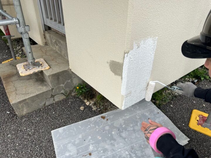 外壁下塗り