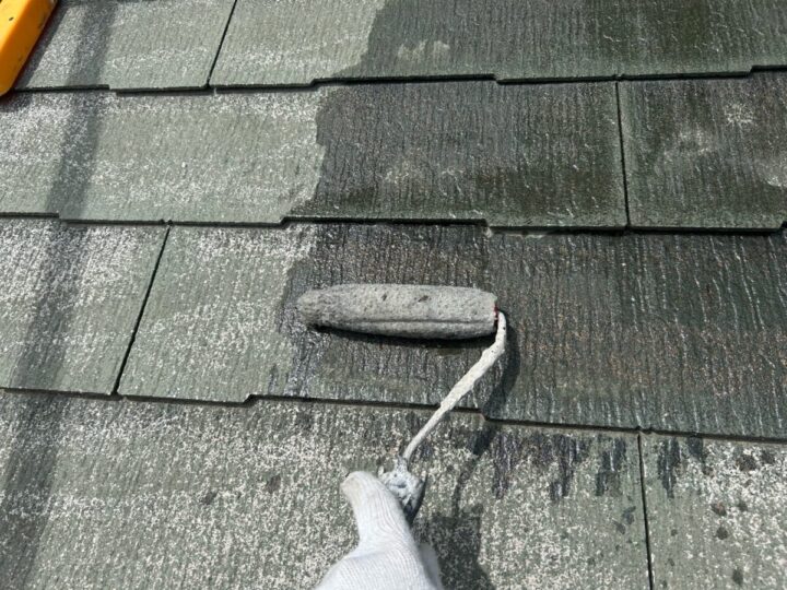 屋根下塗り
