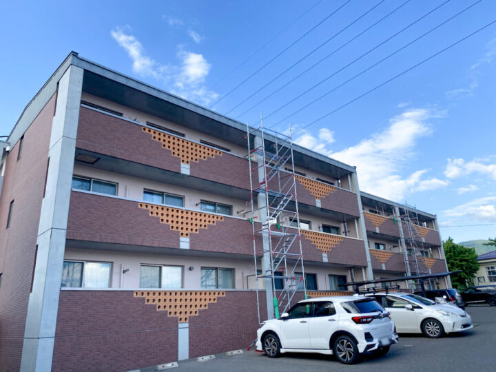 松本市アパート 外壁塗装・駐車場白線塗装工事