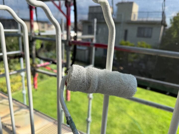ベランダ格子塗装