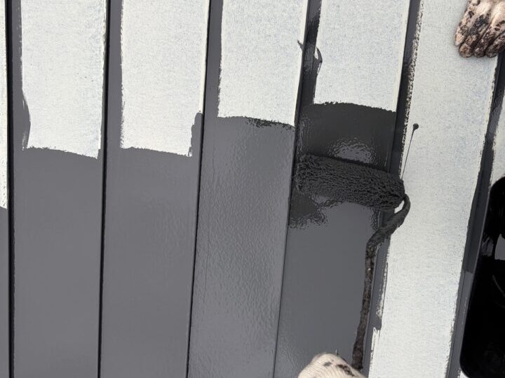 屋根上塗り(1回目)
