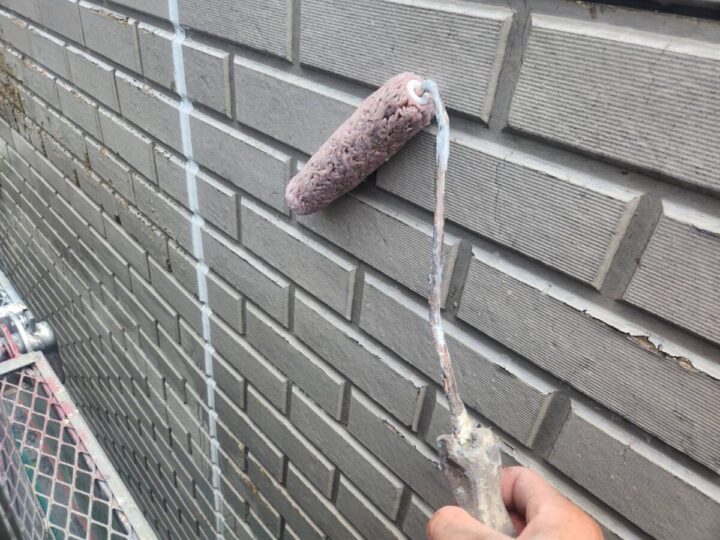 外壁下塗り